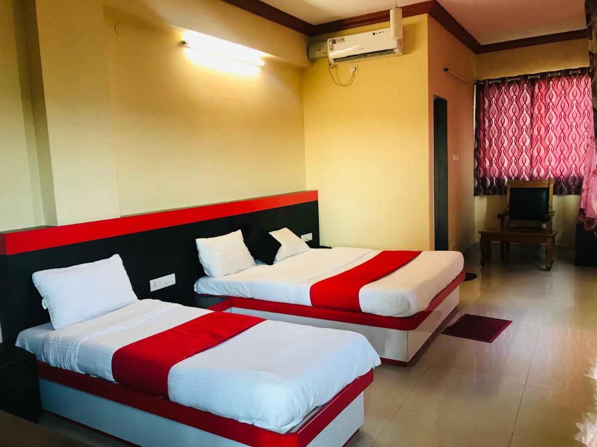 Staymaker Prakash International Gonikoppal Екстериор снимка