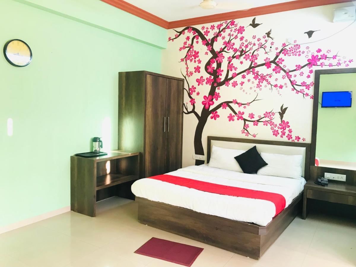 Staymaker Prakash International Gonikoppal Екстериор снимка